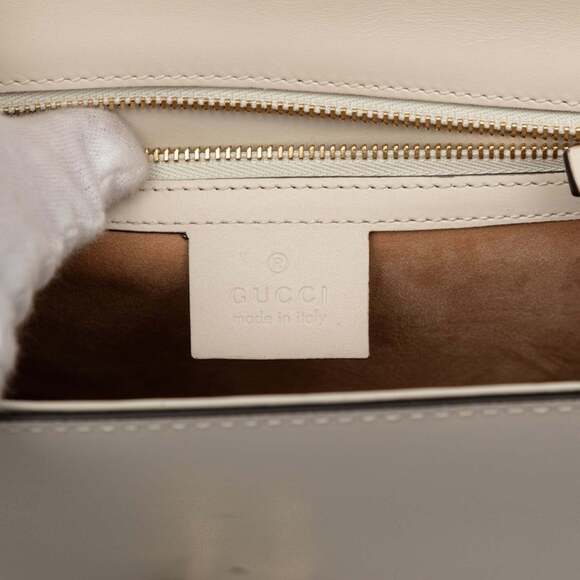 GUCCI White Leather Sylvie Shoulder Bag - Picture 5 of 6